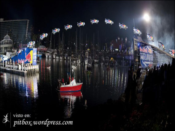 travis-pastrana-salto-jump-269-feet-long-beach-81-metros-subaru-impreza